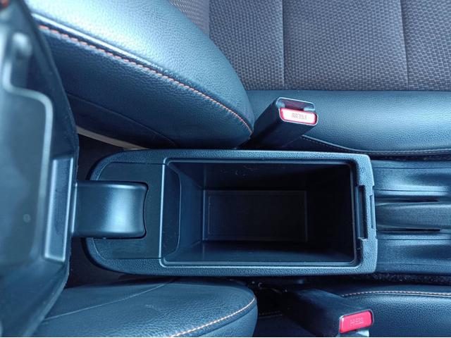 フィットシャトルハイブリッド ハイブリッド・スマートセレクション　ナビ　フルセグＴＶ　ＥＴＣ　車検令和９年３月まで　横滑り防止装置　電格ミラー　オートエアコン　Ｂｌｕｅｔｏｏｔｈ接続対応　ＣＤ／ＤＶＤ再生機能（22枚目）