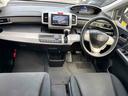 毎回座るフロントシート。運転席は必ず使用する部分ですので、座り心地が重要です!