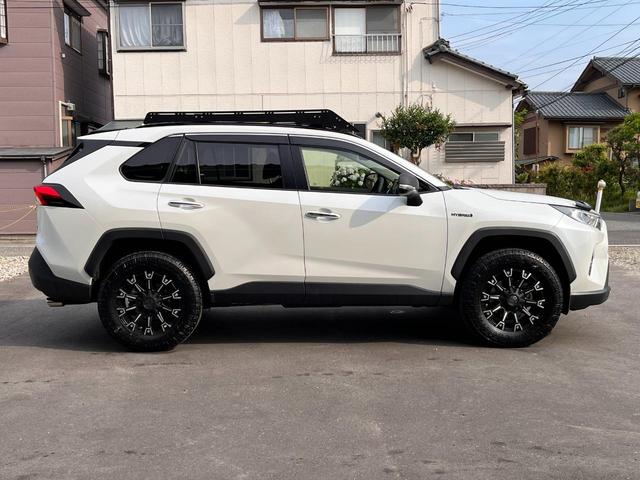 ハイブリッドG リフトアップ 新品オープンカントリー TRDオプションホイール 専用ルーフラック 専用ラダー バグガード TRDパフォーマンスダンパー JBLスピーカー バイカラーLEDフォグ エンジンスターター(6枚目)