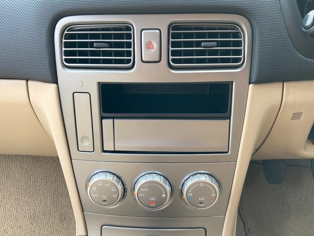 L.L.Beanエディション 5速マニュアル ワンオーナー 社外メモリーナビ 4WD フルセグTV DVD再生 レザーシート シートジーター(15枚目)