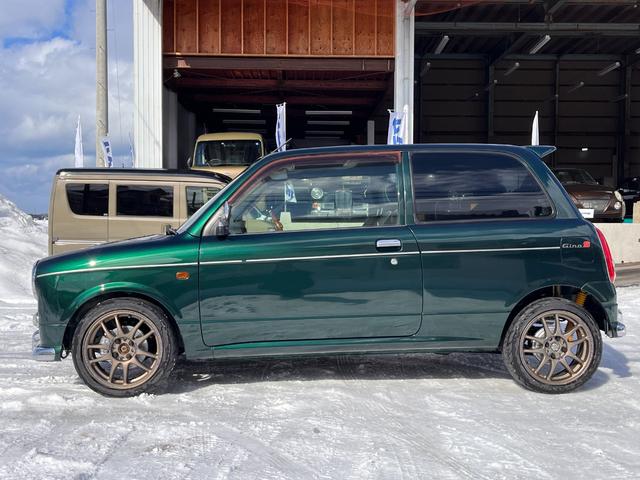ジーノS サンルーフ 5MT ターボ 4WD 3ドア(9枚目)
