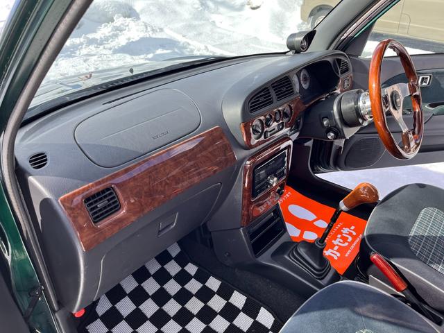 ジーノS サンルーフ 5MT ターボ 4WD 3ドア(44枚目)