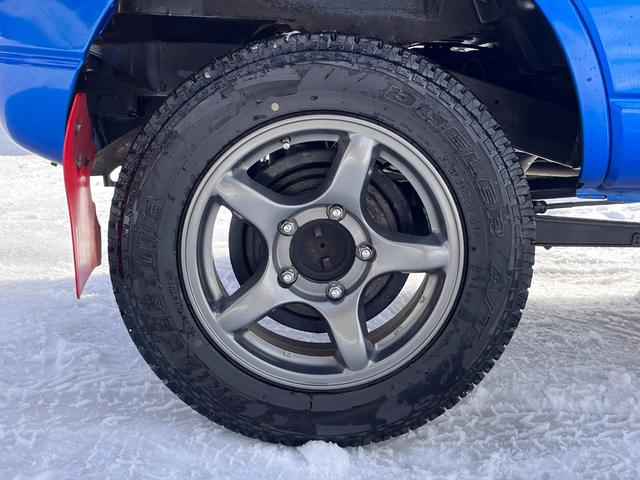 ワイルドウインド 関東仕入 シートヒーター ルーフキャリア 切替式4WD エアバック デュアルエアバック ターボ車 キーレスキー 衝突安全ボディ MD ルーフレール エアコンパワステ パワーウィンドゥ ABS付き(58枚目)