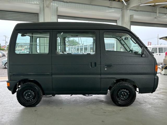 エブリイ ＰＡリミテッド　ハイルーフ　４ＷＤ　５速ＭＴ　エアコン　ラプターライナー（5枚目）