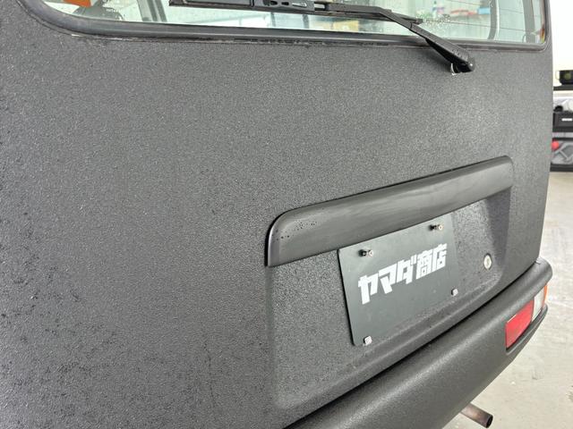 エブリイ ＰＡリミテッド　ハイルーフ　４ＷＤ　５速ＭＴ　エアコン　ラプターライナー（22枚目）