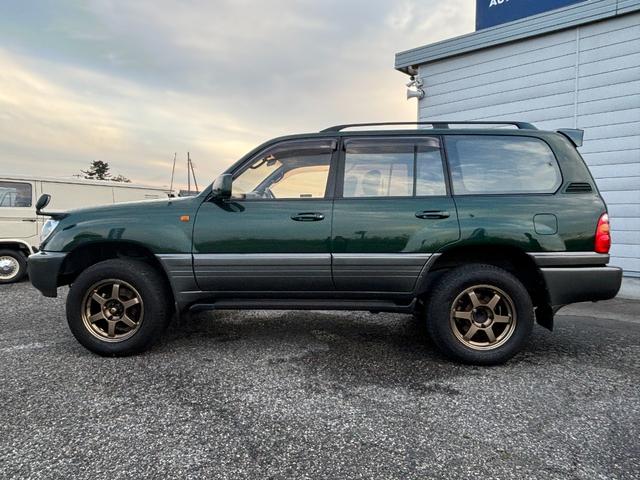 ランドクルーザー１００ ＶＸリミテッド　リモコンキー　フルフラット　４ＷＤ　パワーステアリング　ＡＢＳ　パワーウィンドウ（9枚目）