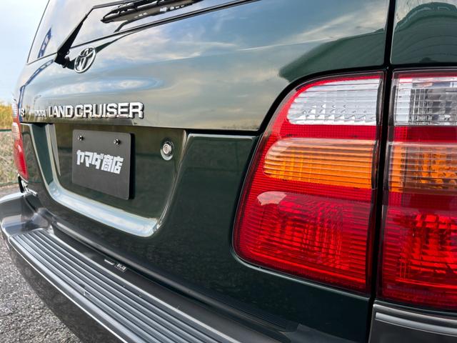 ランドクルーザー１００ ＶＸリミテッド　リモコンキー　フルフラット　４ＷＤ　パワーステアリング　ＡＢＳ　パワーウィンドウ（25枚目）