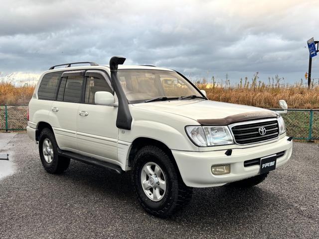 ランドクルーザー１００ ＶＸリミテッド　４ＷＤ　新品タイヤ　ヒッチ　９５０　ＡＨＣ　シュノーケル（4枚目）