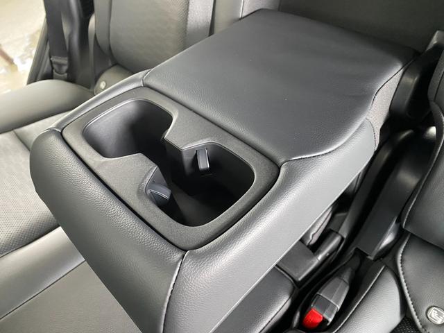 ランドクルーザー２５０ ＶＸ　全方位モニター　フルセグテレビ　Ｂｌｕｅｔｏｏｔｈ　４ＷＤ　レーンアシスト　ＥＴＣ　サンルーフ　パワーシート　衝突被害軽減システム　ルーフレール　パワーバックドア　クリアランスソナー　禁煙車　ナビＴＶ（62枚目）