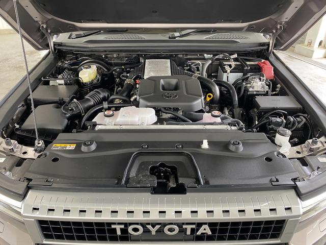 ランドクルーザー２５０ ＶＸ　全方位モニター　フルセグテレビ　Ｂｌｕｅｔｏｏｔｈ　４ＷＤ　レーンアシスト　ＥＴＣ　サンルーフ　パワーシート　衝突被害軽減システム　ルーフレール　パワーバックドア　クリアランスソナー　禁煙車　ナビＴＶ（79枚目）