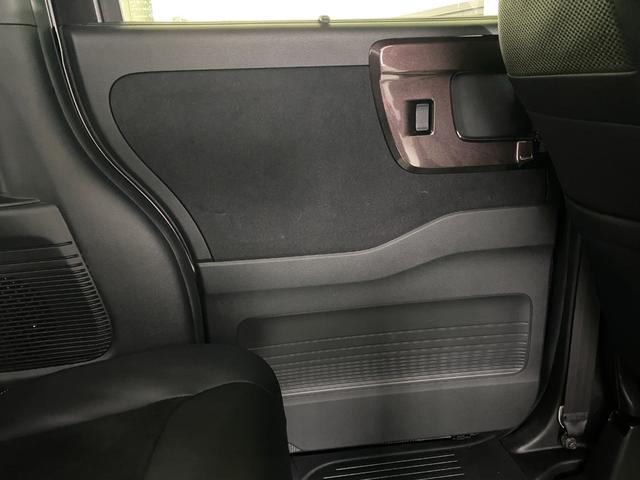 Ｎ－ＢＯＸ Ｇ・Ｌターボホンダセンシング　ブルートゥースオーディオ　レーンキープ　ＥＴＣ車載器　衝突安全ボディ　ＵＳＢ接続　スマートキー　サイドカーテンエアバック　地デジ　ＬＥＤ　横滑り防止装置　クルーズコントロール　ＡＡＣ　ナビＴＶ　ＡＢＳ（55枚目）