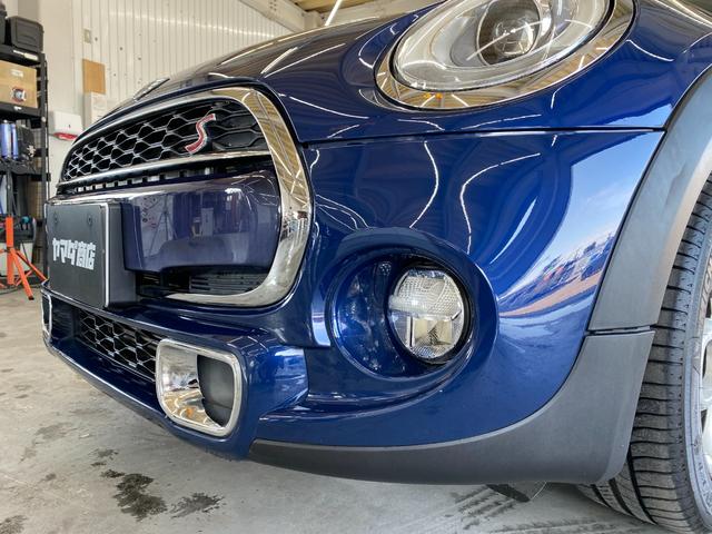 ＭＩＮＩ クーパーＳ　リアビューカメラ　サイドエアバック　セキュリティー　ＡＢＳ　ＨＤＤナビ　パワーウィンドウ　ナビ　パワーステアリング　エアバッグ　ＡＵＴＯエアコン（14枚目）