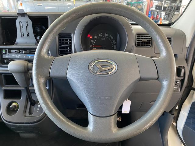 ハイゼットカーゴ クルーズ　ＰＷ　運転席助手席エアバック　切り替え４ＷＤ　運転席エアバック　マニュアルエアコン　ＰＳ　キーレス　両側スライド　ＡＢＳ付　ドラレコ付き（26枚目）