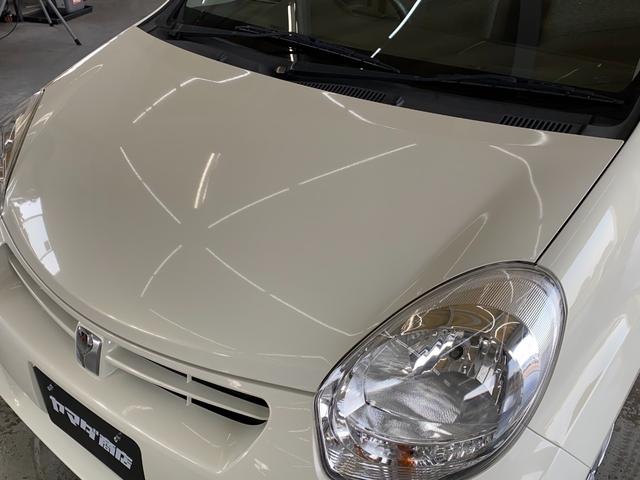 パッソ Ｘ　クツロギ　ＤＶＤ再生　フルセグ　運転席助手席エアバック　衝突安全ボディ　ドライブレコーダー　盗難防止システム　エアコン　ＡＢＳ　ナビＴＶ　ミュージックプレイヤー接続可　パワーステアリング　エアバック　４ＷＤ（11枚目）