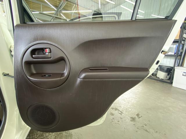 パッソ Ｘ　クツロギ　ＤＶＤ再生　フルセグ　運転席助手席エアバック　衝突安全ボディ　ドライブレコーダー　盗難防止システム　エアコン　ＡＢＳ　ナビＴＶ　ミュージックプレイヤー接続可　パワーステアリング　エアバック　４ＷＤ（57枚目）