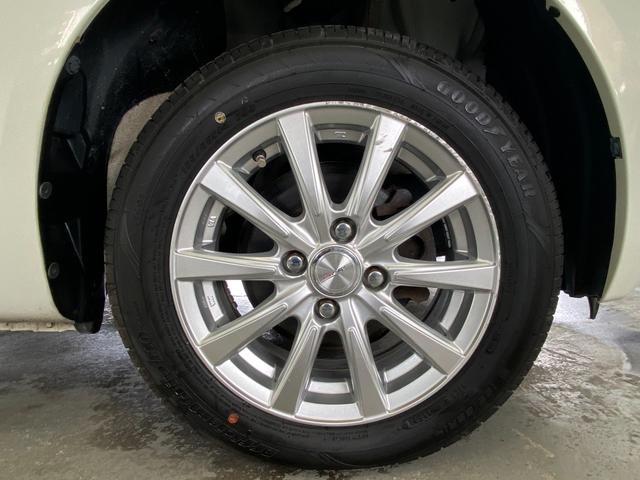 パッソ Ｘ　クツロギ　ＤＶＤ再生　フルセグ　運転席助手席エアバック　衝突安全ボディ　ドライブレコーダー　盗難防止システム　エアコン　ＡＢＳ　ナビＴＶ　ミュージックプレイヤー接続可　パワーステアリング　エアバック　４ＷＤ（62枚目）