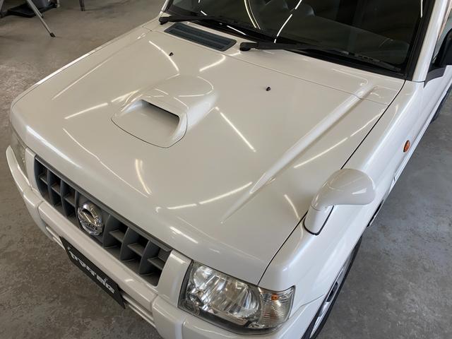 キックス ＲＳ　パワステ　キ－レス　パワーウインドウ　寒冷地仕様　衝突安全ボディ　ＡＢＳ　盗難防止システム　パートタイム４ＷＤ　エアバッグ　デュアルエアバッグ　マニュアルエアコン（10枚目）
