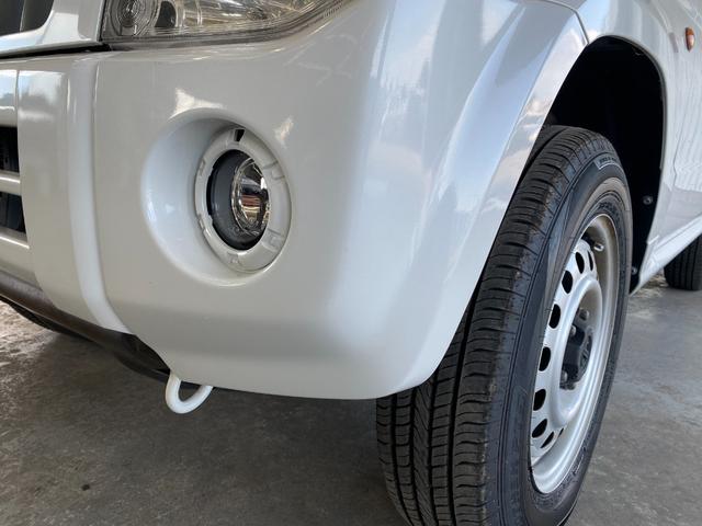 キックス ＲＳ　パワステ　キ－レス　パワーウインドウ　寒冷地仕様　衝突安全ボディ　ＡＢＳ　盗難防止システム　パートタイム４ＷＤ　エアバッグ　デュアルエアバッグ　マニュアルエアコン（13枚目）