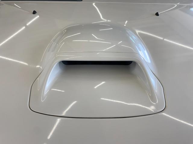 キックス ＲＳ　パワステ　キ－レス　パワーウインドウ　寒冷地仕様　衝突安全ボディ　ＡＢＳ　盗難防止システム　パートタイム４ＷＤ　エアバッグ　デュアルエアバッグ　マニュアルエアコン（21枚目）