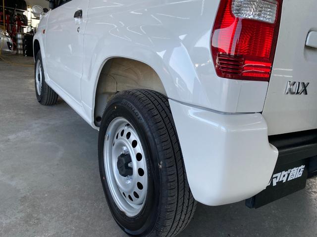 キックス ＲＳ　パワステ　キ－レス　パワーウインドウ　寒冷地仕様　衝突安全ボディ　ＡＢＳ　盗難防止システム　パートタイム４ＷＤ　エアバッグ　デュアルエアバッグ　マニュアルエアコン（23枚目）