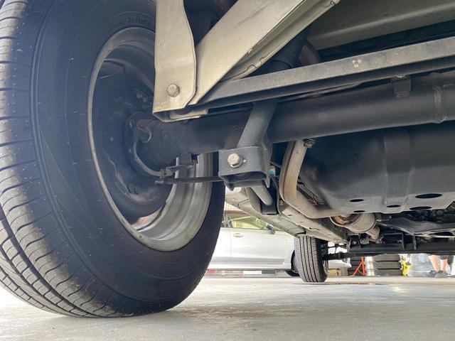 キックス ＲＳ　パワステ　キ－レス　パワーウインドウ　寒冷地仕様　衝突安全ボディ　ＡＢＳ　盗難防止システム　パートタイム４ＷＤ　エアバッグ　デュアルエアバッグ　マニュアルエアコン（56枚目）