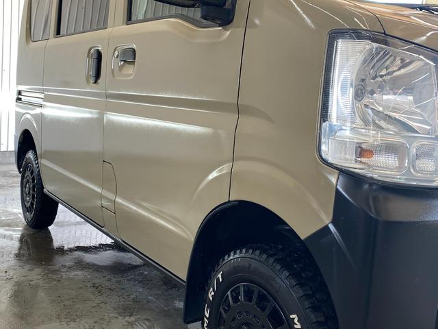 ＮＶ１００クリッパーバン ＧＸ　切替４ＷＤ　リフトアップ　キーレスエントリーキー　パワーウィンドー　フルフラット　助手席エアバック　エアコン　ＥＴＣ　運転席エアバック　パワステ　寒冷地仕様（15枚目）