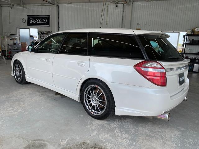 レガシィツーリングワゴン ２．０ＧＴスペックＢ　フルタイム４ＷＤ　エアバック　エアコン　キーレスエントリー　パワーステアリング　パワーウィンドウ　黒革シート　ローダウン　ガラスルーフ　キーレス盗難防止装置　スマートキープッシュスタート　ＥＴＣ車載器（7枚目）