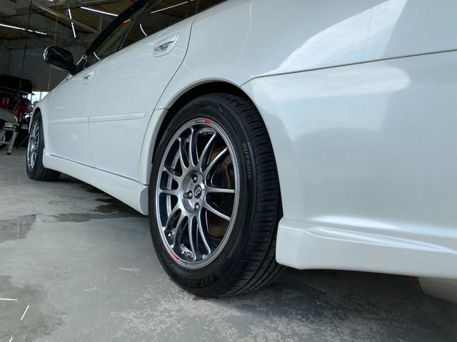 レガシィツーリングワゴン ２．０ＧＴスペックＢ　フルタイム４ＷＤ　エアバック　エアコン　キーレスエントリー　パワーステアリング　パワーウィンドウ　黒革シート　ローダウン　ガラスルーフ　キーレス盗難防止装置　スマートキープッシュスタート　ＥＴＣ車載器（28枚目）