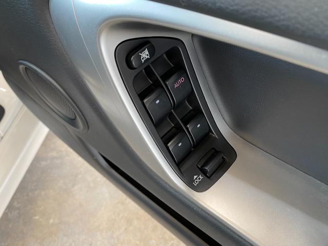 レガシィツーリングワゴン ２．０ＧＴスペックＢ　フルタイム４ＷＤ　エアバック　エアコン　キーレスエントリー　パワーステアリング　パワーウィンドウ　黒革シート　ローダウン　ガラスルーフ　キーレス盗難防止装置　スマートキープッシュスタート　ＥＴＣ車載器（45枚目）