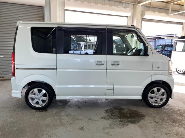 エブリイワゴン レザーセレクション　キーレス　ＡＢＳ　盗難防止システム　オートエアコン　エアバック　シートヒーター　パワーウインドウ　パワーステアリング　切替４ＷＤ（4枚目）