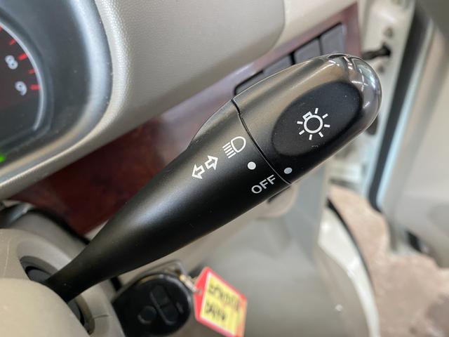 エブリイワゴン レザーセレクション　キーレス　ＡＢＳ　盗難防止システム　オートエアコン　エアバック　シートヒーター　パワーウインドウ　パワーステアリング　切替４ＷＤ（31枚目）