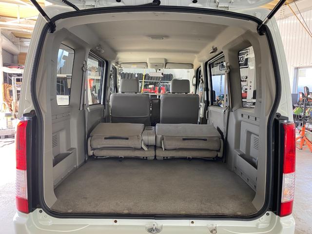 エブリイワゴン レザーセレクション　キーレス　ＡＢＳ　盗難防止システム　オートエアコン　エアバック　シートヒーター　パワーウインドウ　パワーステアリング　切替４ＷＤ（53枚目）