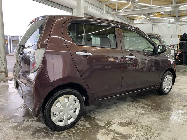 ミライース Gf パワーウインド 横滑防止装置 寒冷地仕様 キーフリー サイドエアバッグ 助手席エアバック 盗難防止装置 フルオートエアコン PS 4WD車 衝突安全ボディ アイドリングストップ ABS エアバッグ(5枚目)