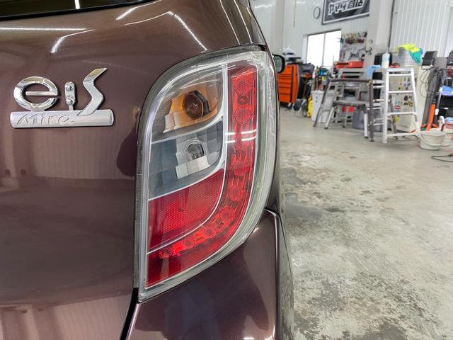 ミライース Gf パワーウインド 横滑防止装置 寒冷地仕様 キーフリー サイドエアバッグ 助手席エアバック 盗難防止装置 フルオートエアコン PS 4WD車 衝突安全ボディ アイドリングストップ ABS エアバッグ(17枚目)