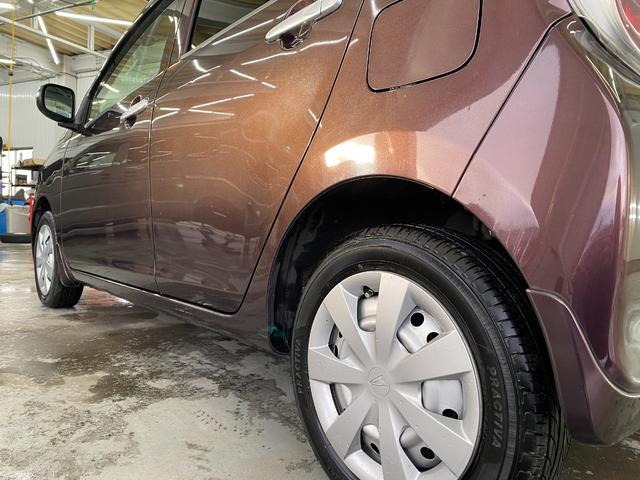 ミライース Gf パワーウインド 横滑防止装置 寒冷地仕様 キーフリー サイドエアバッグ 助手席エアバック 盗難防止装置 フルオートエアコン PS 4WD車 衝突安全ボディ アイドリングストップ ABS エアバッグ(24枚目)