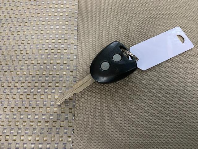 ミライース Gf パワーウインド 横滑防止装置 寒冷地仕様 キーフリー サイドエアバッグ 助手席エアバック 盗難防止装置 フルオートエアコン PS 4WD車 衝突安全ボディ アイドリングストップ ABS エアバッグ(37枚目)