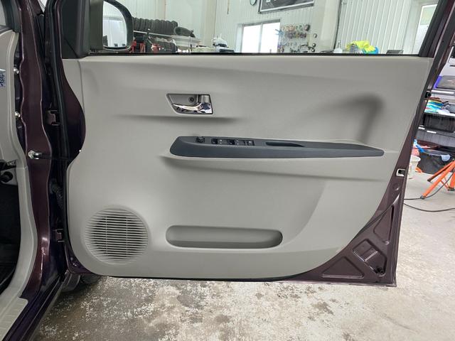 ミライース Gf パワーウインド 横滑防止装置 寒冷地仕様 キーフリー サイドエアバッグ 助手席エアバック 盗難防止装置 フルオートエアコン PS 4WD車 衝突安全ボディ アイドリングストップ ABS エアバッグ(49枚目)