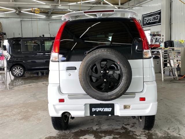 テリオスキッド カスタム　Ｓエディション　キーレス　４ＷＤ　エアコン　パワステ　パワーウインドウ　Ｗエアバッグ（6枚目）