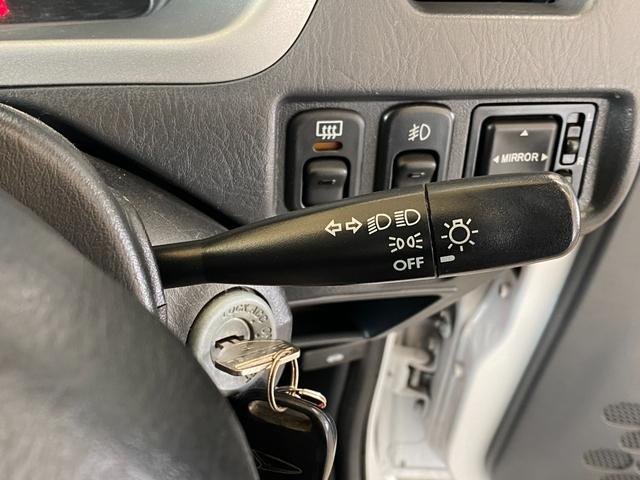 テリオスキッド カスタム　Ｓエディション　キーレス　４ＷＤ　エアコン　パワステ　パワーウインドウ　Ｗエアバッグ（36枚目）