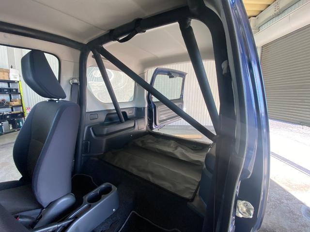 ジムニー ＸＧ　関東仕入　５ＭＴ　定員２名　ロールバー　リフトアップ　新品タイヤＧ００３　キーレス　社外オーディオ（40枚目）