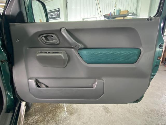 ジムニー ランドベンチャー　関東仕入　ワンオーナー　オートマ　純正アルミ（55枚目）