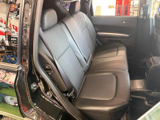 エクストレイル ２０Ｘ　ブラックホイール　ＴＯＹＯブロックタイヤ　スタッドレス＆ブラックホイールセット付き　新品ＬＥＤヘッドライト　ナビ　ＣＤ　ＵＳＢポート　バックモニター　ＥＴＣ　ワンオーナー　禁煙車　ディーラー記録簿付き（55枚目）