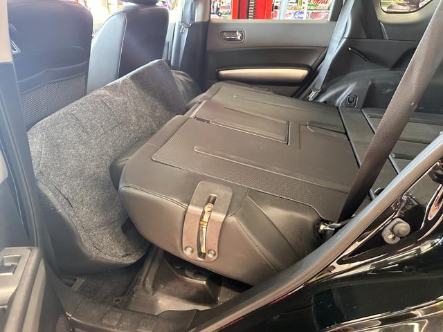 エクストレイル ２０Ｘ　ブラックホイール　ＴＯＹＯブロックタイヤ　スタッドレス＆ブラックホイールセット付き　新品ＬＥＤヘッドライト　ナビ　ＣＤ　ＵＳＢポート　バックモニター　ＥＴＣ　ワンオーナー　禁煙車　ディーラー記録簿付き（61枚目）