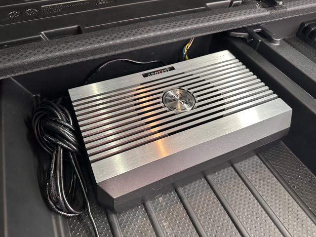 エクストレイル ２０Ｘ　ブラックホイール　ＴＯＹＯブロックタイヤ　スタッドレス＆ブラックホイールセット付き　新品ＬＥＤヘッドライト　ナビ　ＣＤ　ＵＳＢポート　バックモニター　ＥＴＣ　ワンオーナー　禁煙車　ディーラー記録簿付き（65枚目）