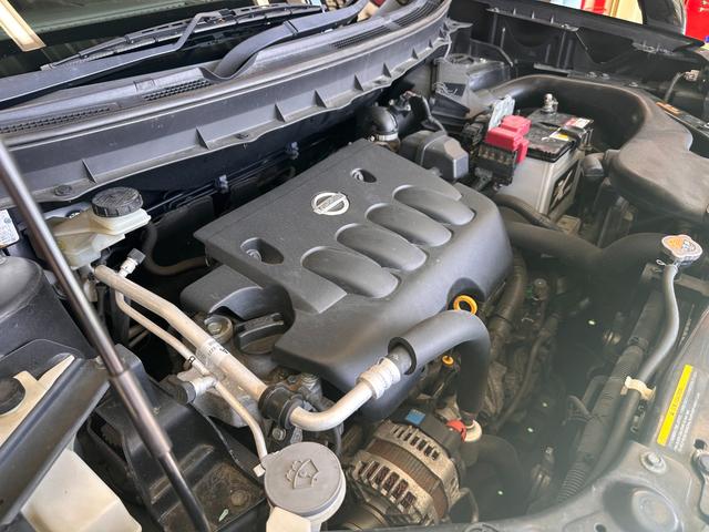 エクストレイル ２０Ｘ　ブラックホイール　ＴＯＹＯブロックタイヤ　スタッドレス＆ブラックホイールセット付き　新品ＬＥＤヘッドライト　ナビ　ＣＤ　ＵＳＢポート　バックモニター　ＥＴＣ　ワンオーナー　禁煙車　ディーラー記録簿付き（70枚目）