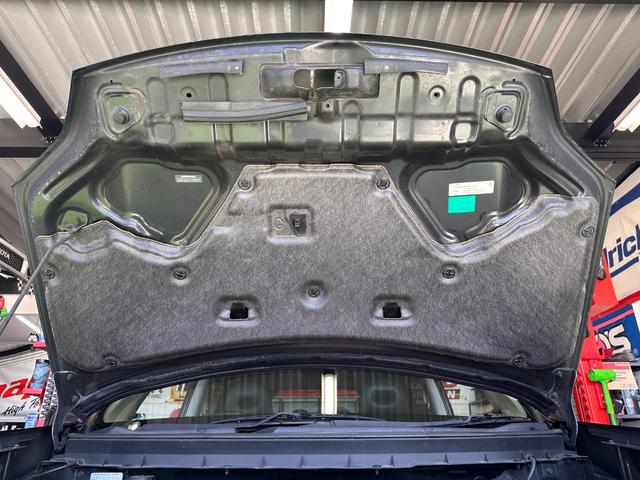 エクストレイル ２０Ｘ　ブラックホイール　ＴＯＹＯブロックタイヤ　スタッドレス＆ブラックホイールセット付き　新品ＬＥＤヘッドライト　ナビ　ＣＤ　ＵＳＢポート　バックモニター　ＥＴＣ　ワンオーナー　禁煙車　ディーラー記録簿付き（71枚目）