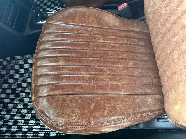 ミラジーノ ミニライトスペシャル　オルタネータ交換（Ｒ７年１１月）　新品ホワイトリボンタイヤ　新品ブラウンシートカバー　ＮＡＲＤＩステアリング＆シフトノブ　ホワイトホイール　新品フロアマット　純正ホワイトカラー　ＵＳＢ接続オーディオ（36枚目）