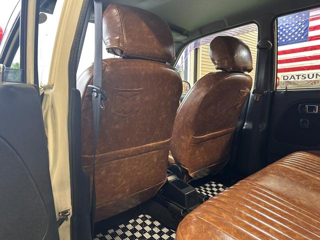 ミラジーノ ミニライトスペシャル　オルタネータ交換（Ｒ７年１１月）　新品ホワイトリボンタイヤ　新品ブラウンシートカバー　ＮＡＲＤＩステアリング＆シフトノブ　ホワイトホイール　新品フロアマット　純正ホワイトカラー　ＵＳＢ接続オーディオ（52枚目）