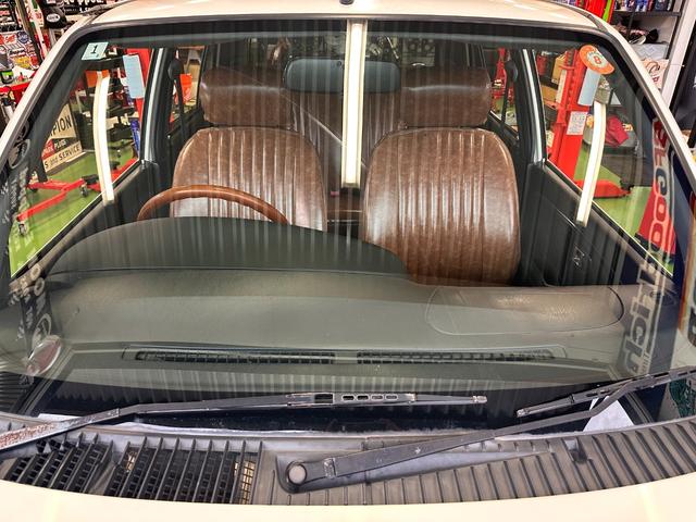 ミラジーノ ミニライトスペシャル　オルタネータ交換（Ｒ７年１１月）　新品ホワイトリボンタイヤ　新品ブラウンシートカバー　ＮＡＲＤＩステアリング＆シフトノブ　ホワイトホイール　新品フロアマット　純正ホワイトカラー　ＵＳＢ接続オーディオ（61枚目）