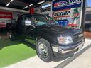 TOYOTA HILUX SPORTS PICK UP